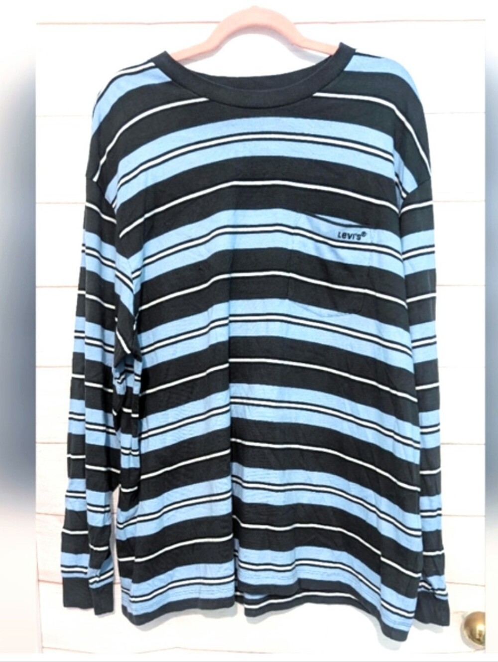 Euc Vintage Levi's Men's Blue and Black Striped Shirt 👕 Size Large